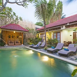 Pensión Sandat Bali